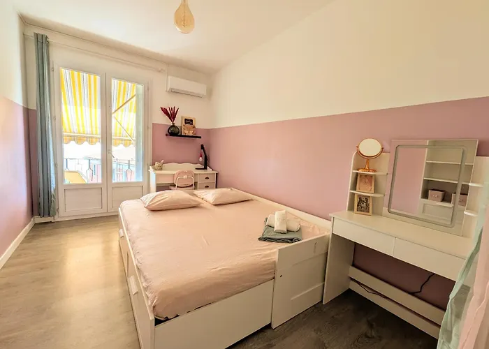 Familial - Vue * Bastia (Corsica)